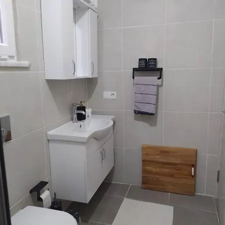 Istanbulda Merkezi Pitoresk Konum Muestakil Yeni Ev * איסטמבול
