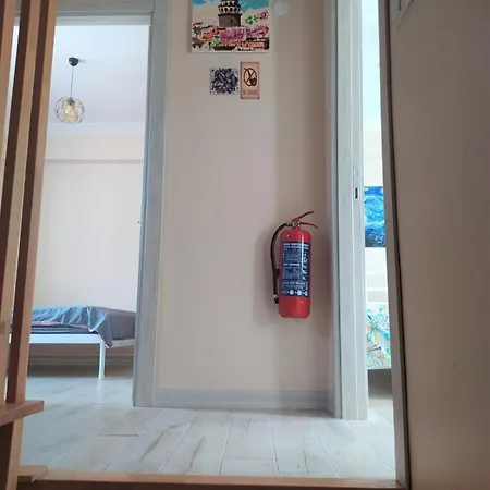 Istanbulda Merkezi Pitoresk Konum Muestakil Yeni Ev איסטמבול